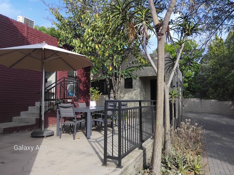 To Let Commercial Property for Rent in Bryanston Gauteng