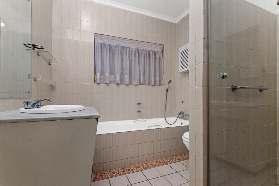 4 Bedroom Property for Sale in Morningside Gauteng