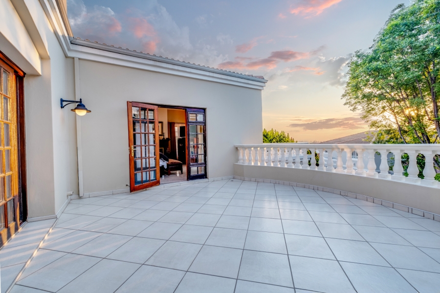 3 Bedroom Property for Sale in Bryanston Gauteng
