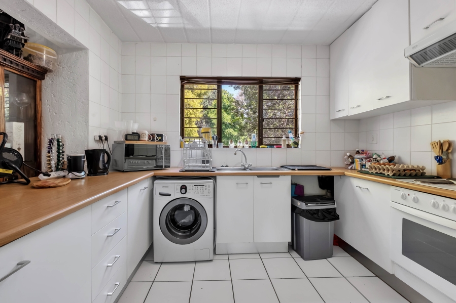 2 Bedroom Property for Sale in Melrose Gauteng