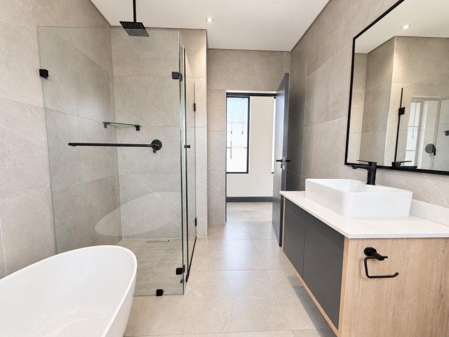 4 Bedroom Property for Sale in Fountainbrook Estate Gauteng