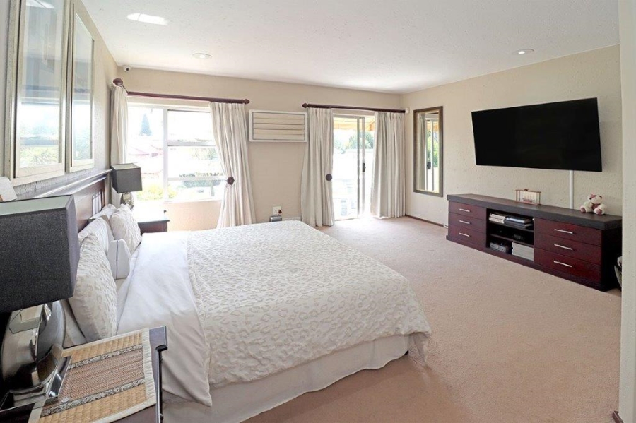 4 Bedroom Property for Sale in Dowerglen Ext 4 Gauteng