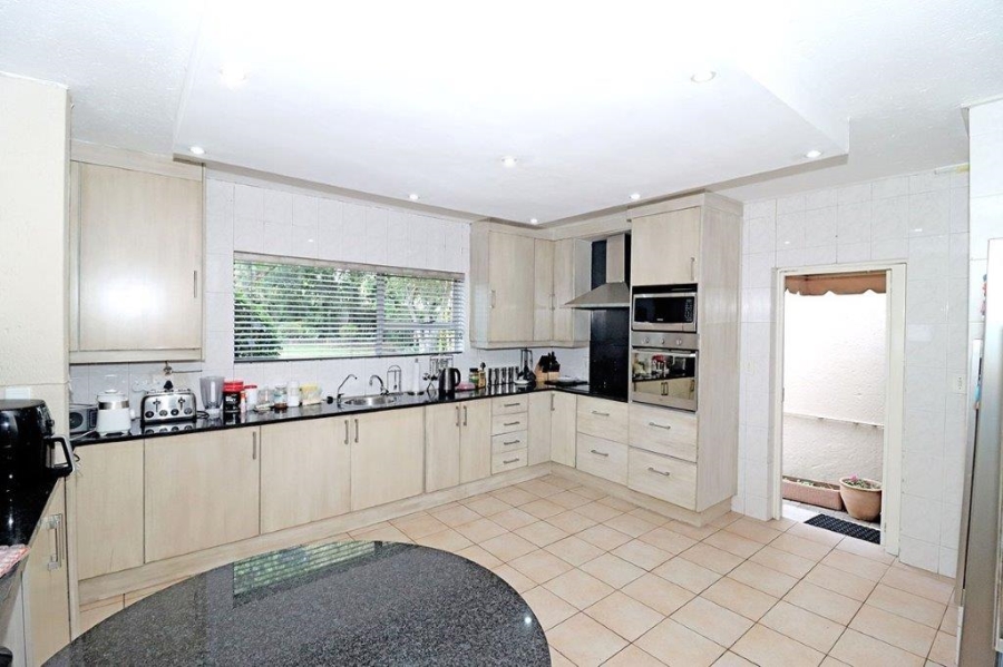 4 Bedroom Property for Sale in Dowerglen Ext 4 Gauteng