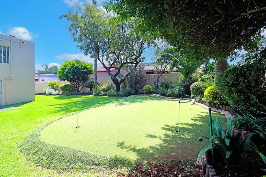 4 Bedroom Property for Sale in Dowerglen Ext 4 Gauteng