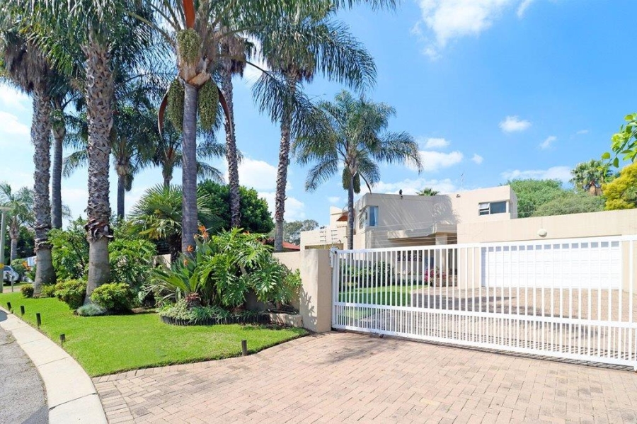 4 Bedroom Property for Sale in Dowerglen Ext 4 Gauteng