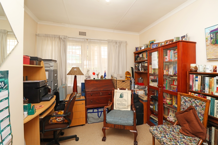 3 Bedroom Property for Sale in Corlett Gardens Gauteng