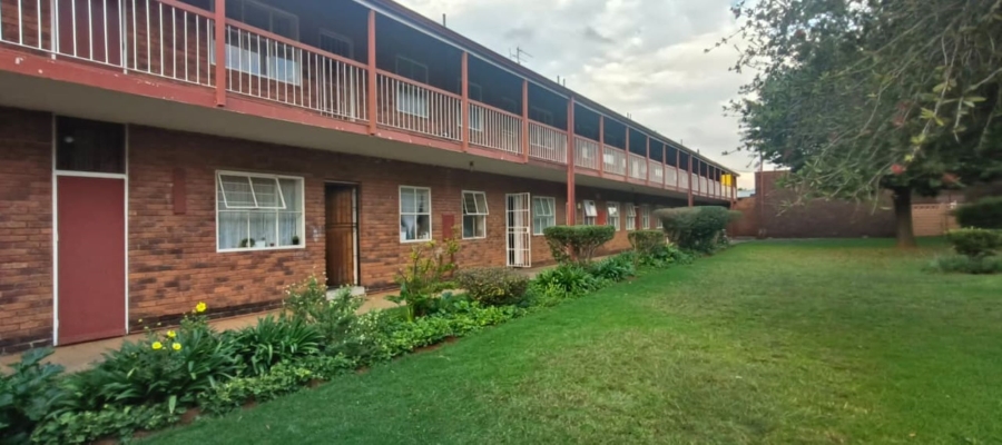 To Let 2 Bedroom Property for Rent in Horizon View Gauteng