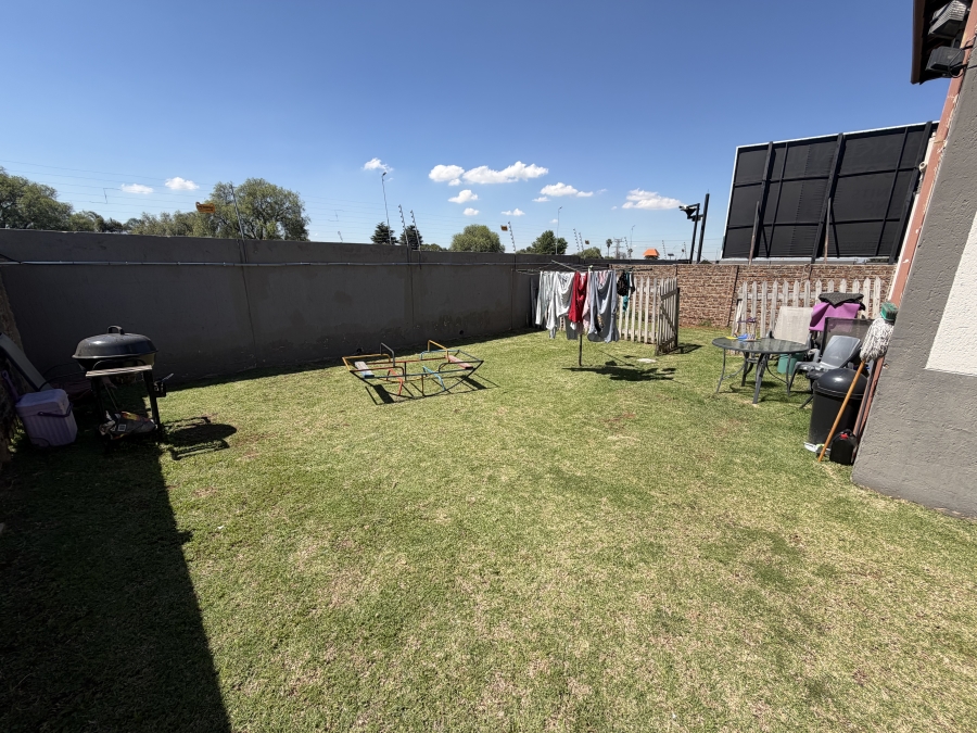 2 Bedroom Property for Sale in Parkrand Gauteng
