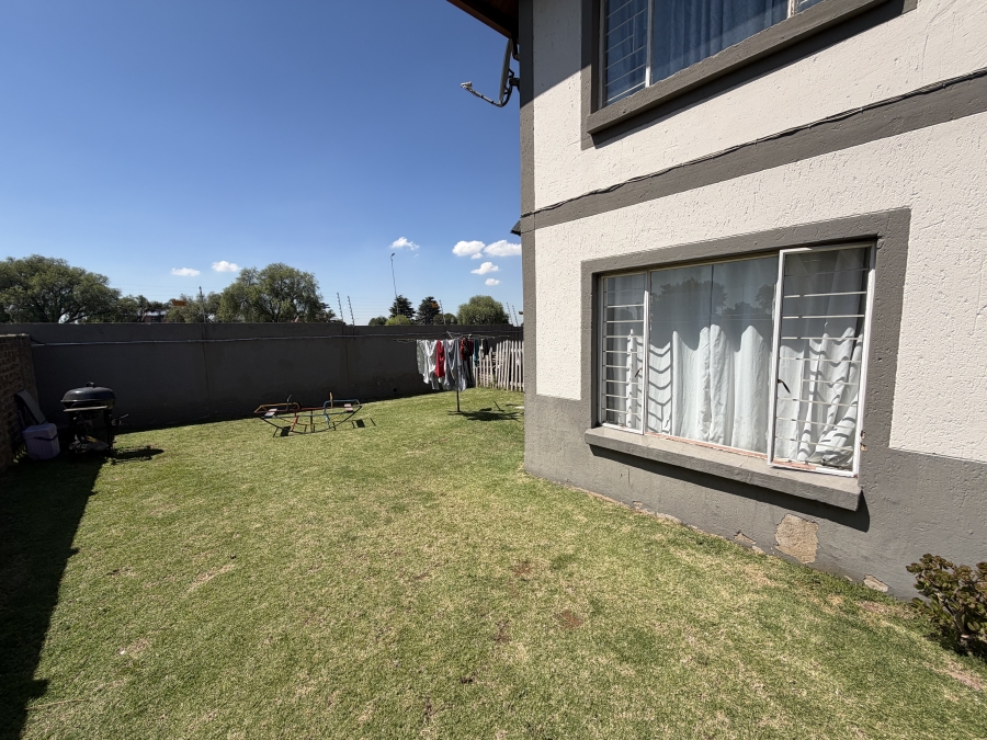 2 Bedroom Property for Sale in Parkrand Gauteng