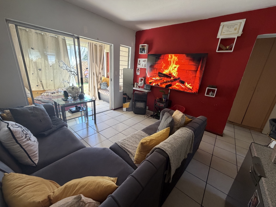 2 Bedroom Property for Sale in Parkrand Gauteng