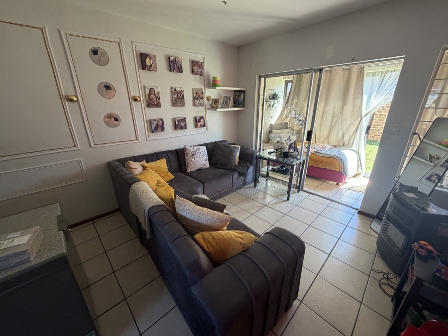 2 Bedroom Property for Sale in Parkrand Gauteng