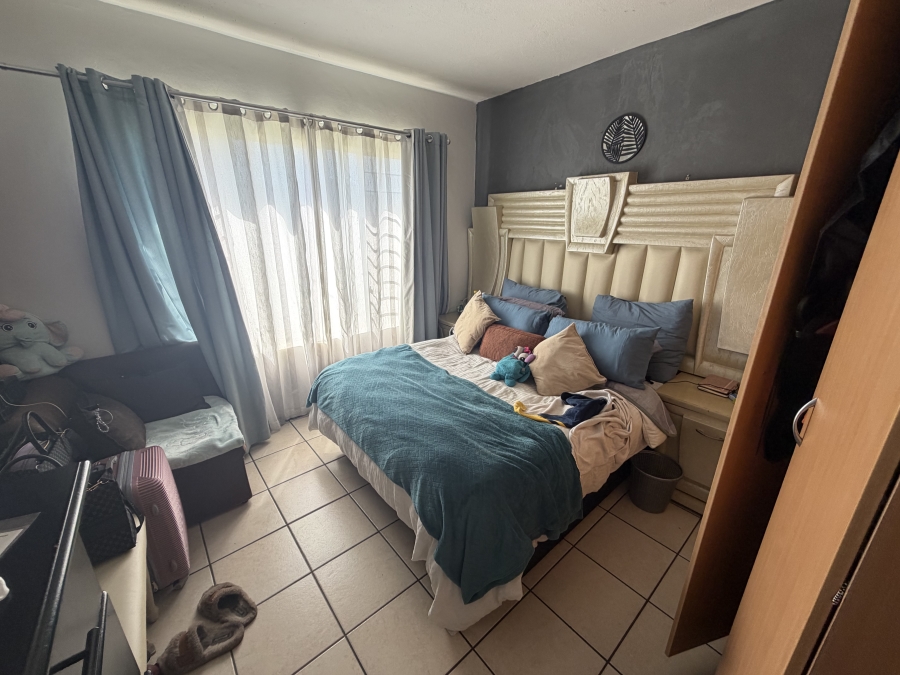 2 Bedroom Property for Sale in Parkrand Gauteng
