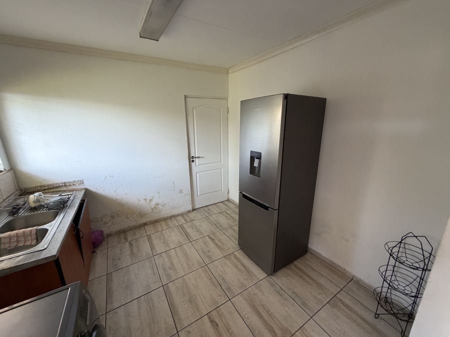 4 Bedroom Property for Sale in Sonneveld Gauteng