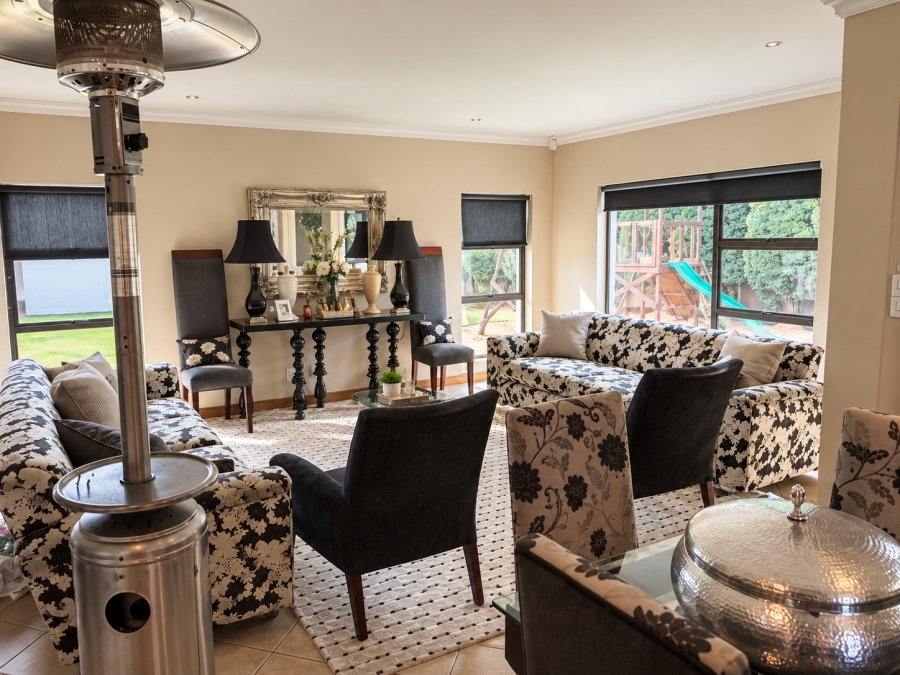 5 Bedroom Property for Sale in Midstream Estate Gauteng