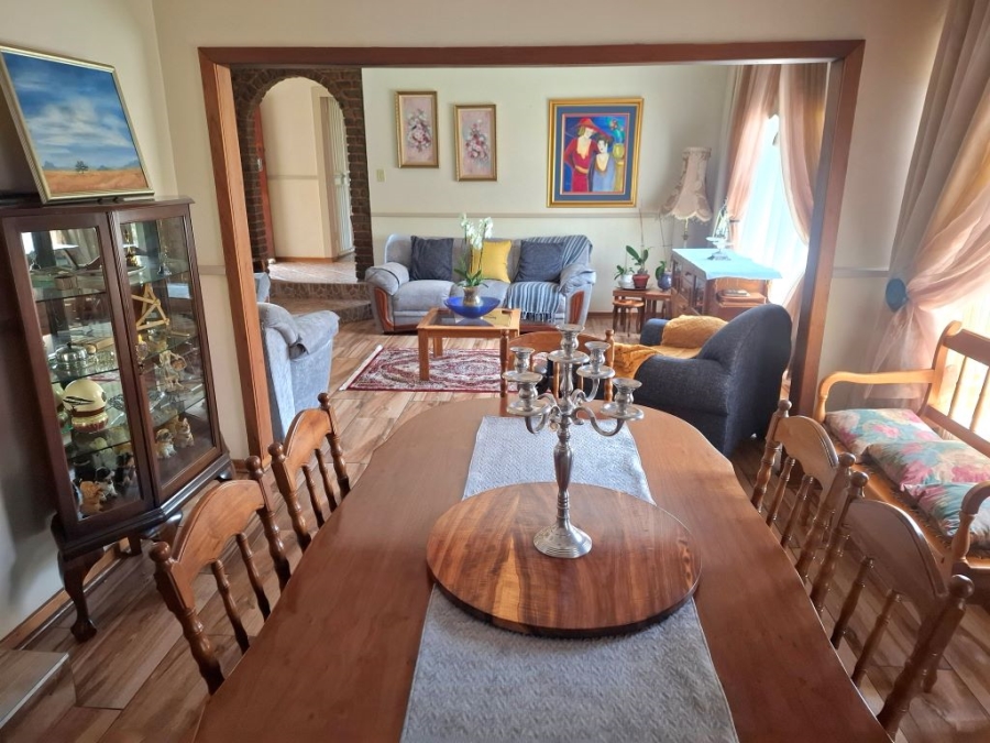 3 Bedroom Property for Sale in Helikonpark Gauteng