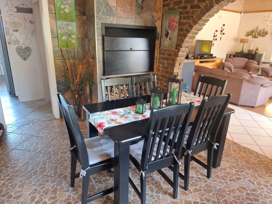 3 Bedroom Property for Sale in Helikonpark Gauteng