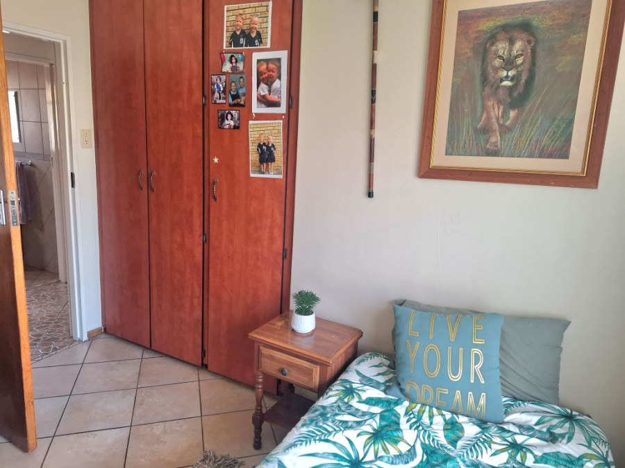 3 Bedroom Property for Sale in Helikonpark Gauteng