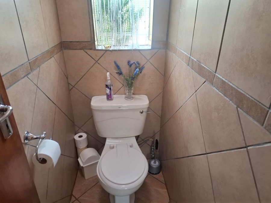 3 Bedroom Property for Sale in Helikonpark Gauteng
