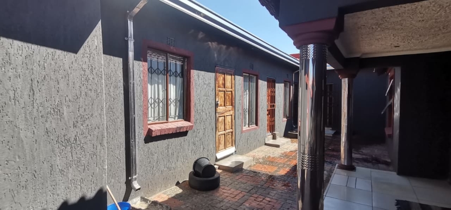 3 Bedroom Property for Sale in Katlehong South Gauteng