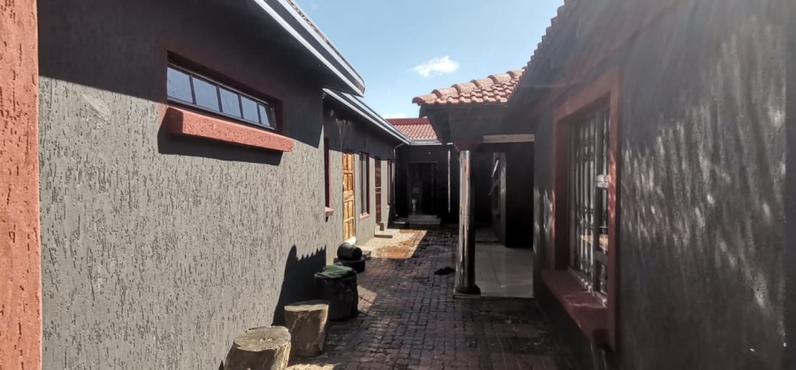 3 Bedroom Property for Sale in Katlehong South Gauteng