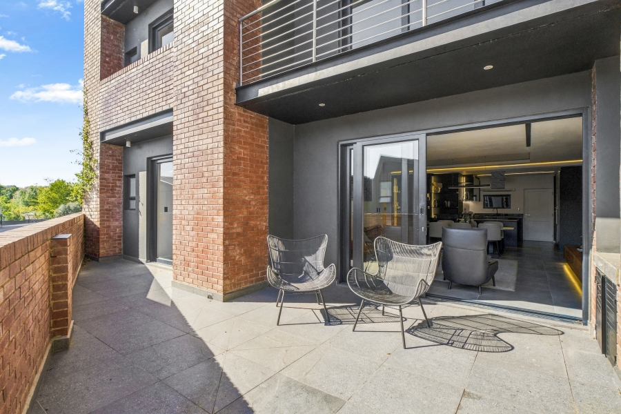 3 Bedroom Property for Sale in Broadacres Gauteng