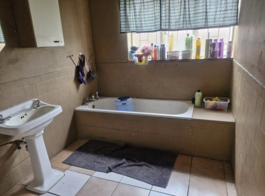 3 Bedroom Property for Sale in Brakpan Central Gauteng