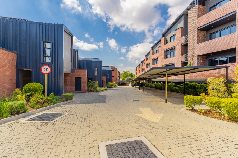 2 Bedroom Property for Sale in Broadacres Gauteng