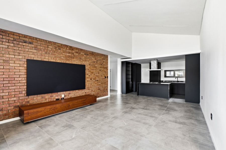 2 Bedroom Property for Sale in Broadacres Gauteng