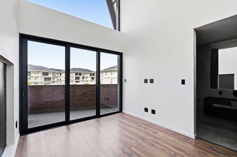 2 Bedroom Property for Sale in Broadacres Gauteng