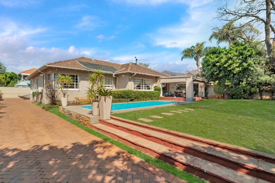 3 Bedroom Property for Sale in Greenside Gauteng