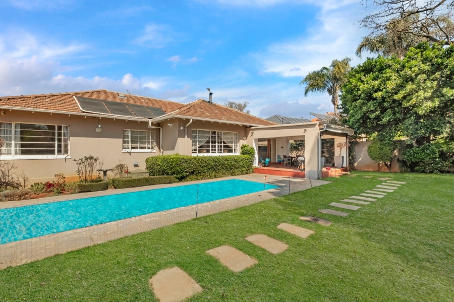 3 Bedroom Property for Sale in Greenside Gauteng