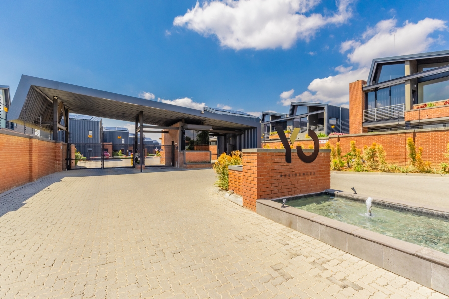 2 Bedroom Property for Sale in Broadacres Gauteng