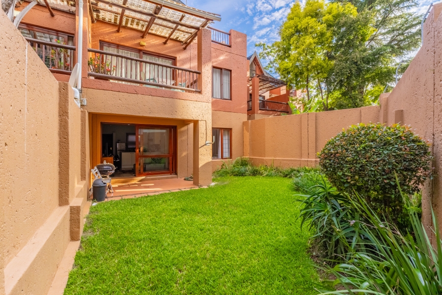 1 Bedroom Property for Sale in Magaliessig Gauteng