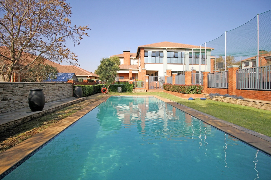 2 Bedroom Property for Sale in Greenstone Hill Gauteng