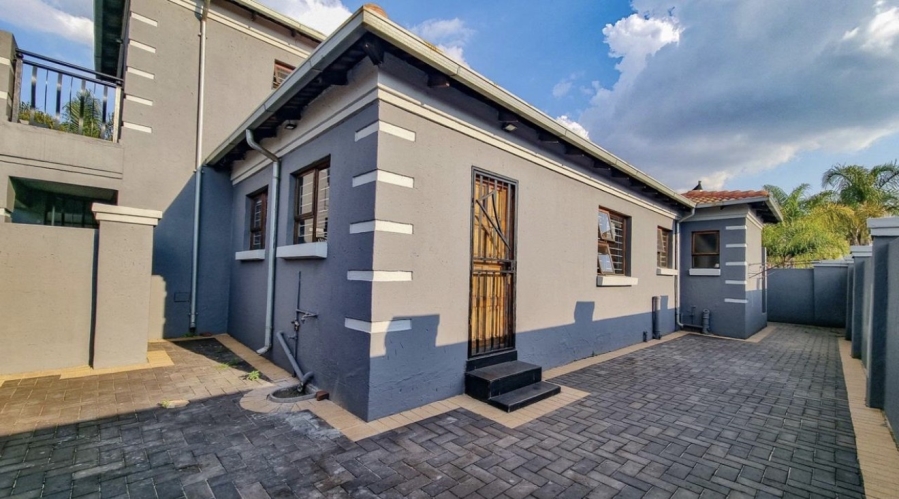 3 Bedroom Property for Sale in Sonneveld Gauteng