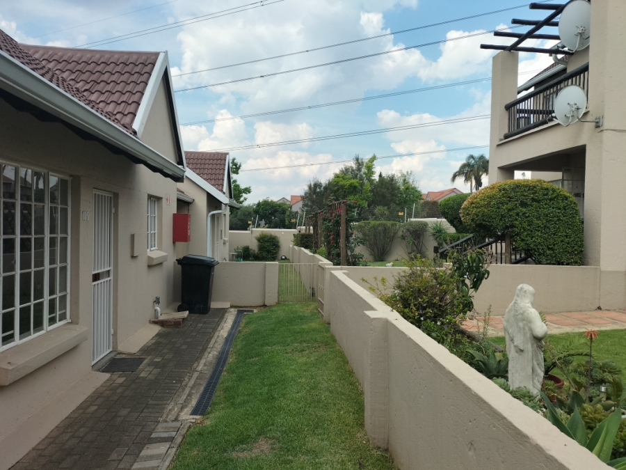2 Bedroom Property for Sale in Eden Glen Gauteng