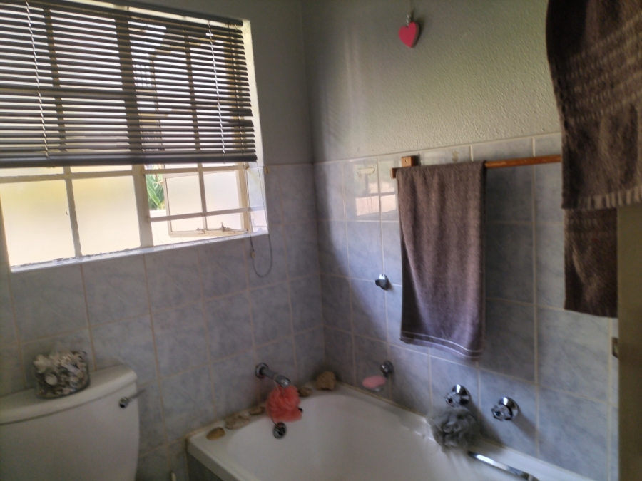 2 Bedroom Property for Sale in Eden Glen Gauteng