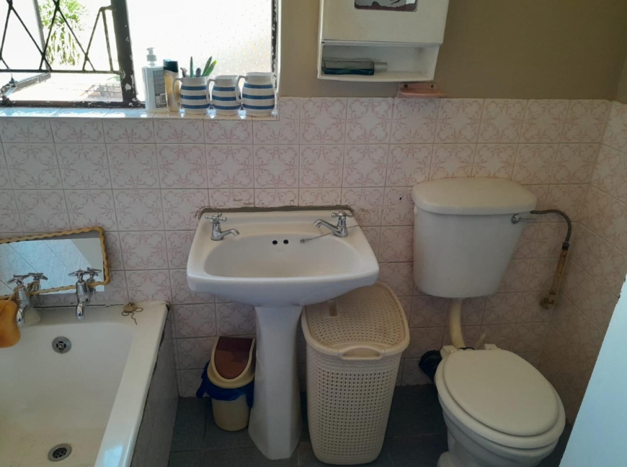 3 Bedroom Property for Sale in Brackendowns Gauteng