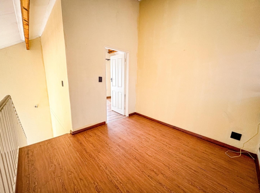 3 Bedroom Property for Sale in Bassonia Gauteng
