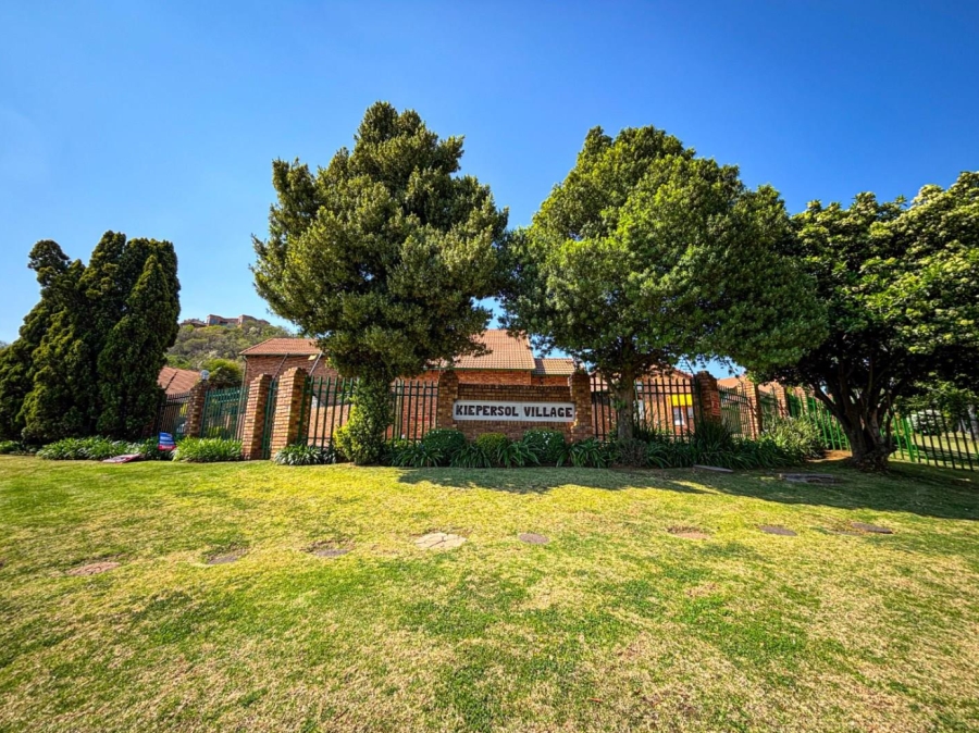 3 Bedroom Property for Sale in Bassonia Gauteng