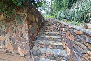 9 Bedroom Property for Sale in Muckleneuk Gauteng