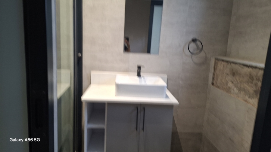 2 Bedroom Property for Sale in Alphen Park Gauteng