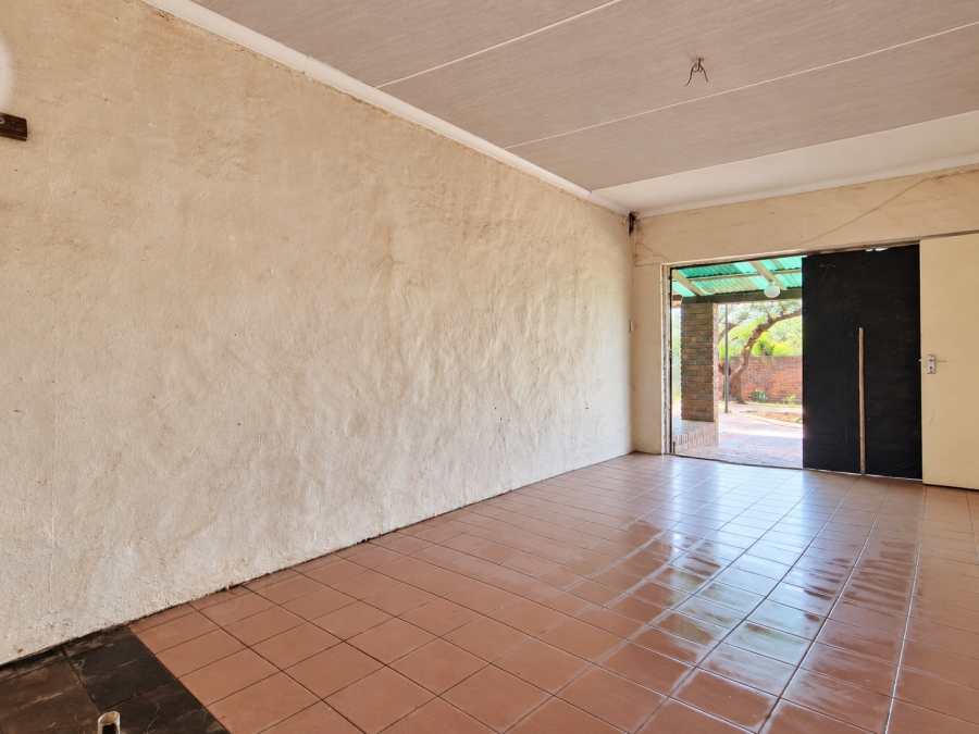 3 Bedroom Property for Sale in Rensburg Gauteng