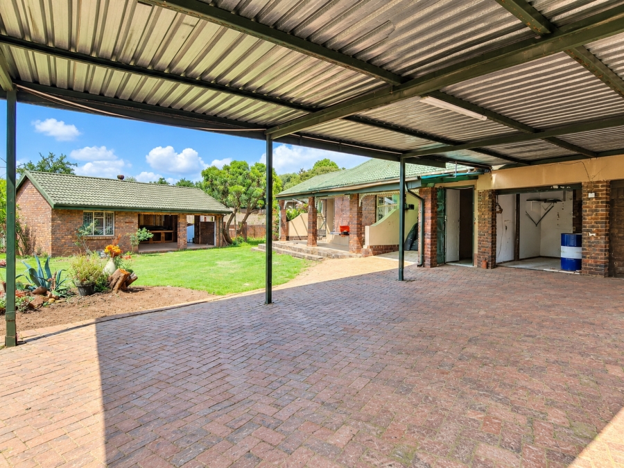 3 Bedroom Property for Sale in Rensburg Gauteng