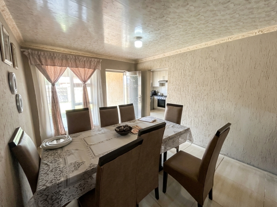 To Let 3 Bedroom Property for Rent in Bedworth Park Gauteng