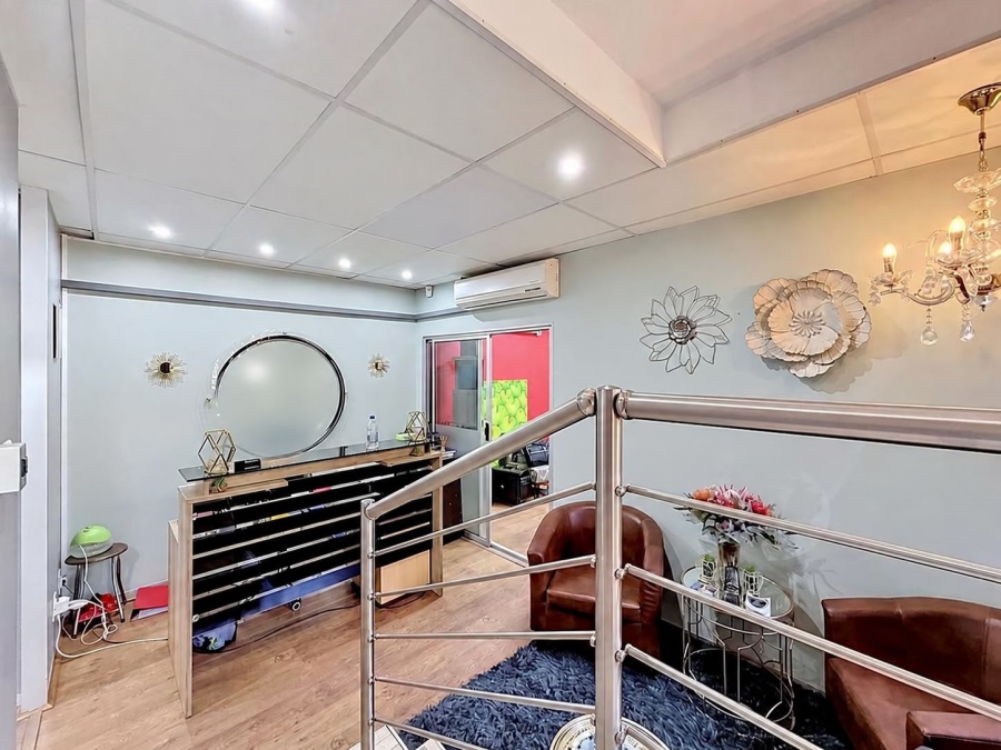To Let Commercial Property for Rent in Garsfontein Gauteng