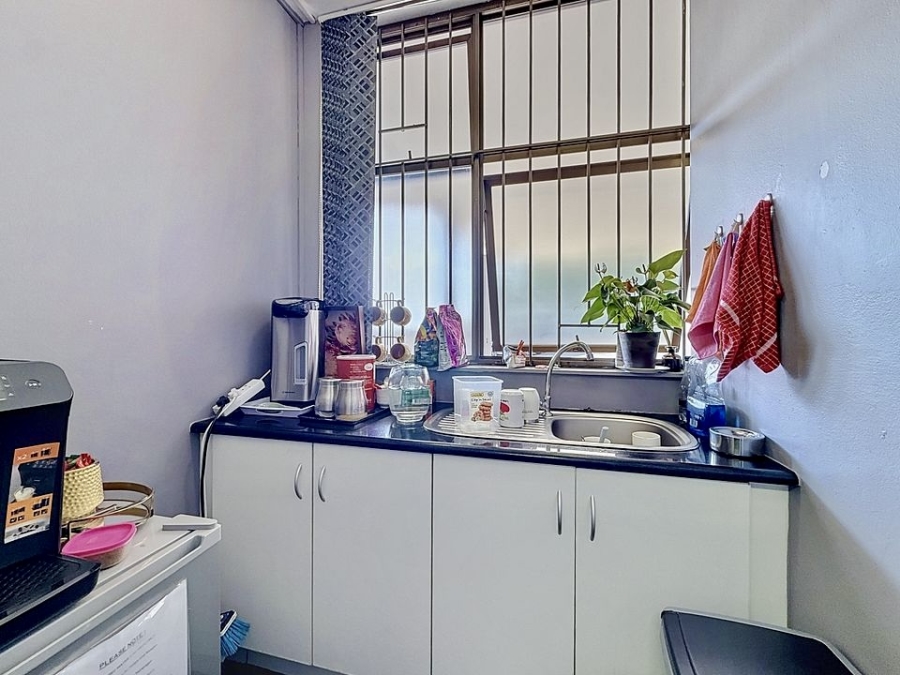 To Let Commercial Property for Rent in Garsfontein Gauteng