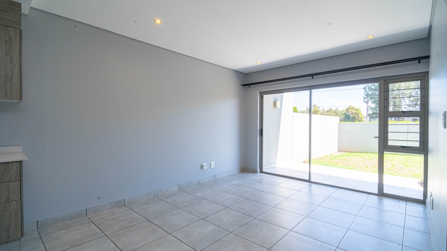 To Let 3 Bedroom Property for Rent in Broadacres Gauteng