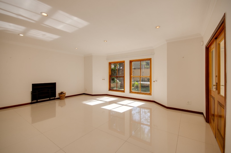 4 Bedroom Property for Sale in Dainfern Golf Estate Gauteng