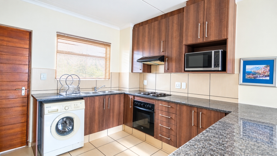 3 Bedroom Property for Sale in Barbeque Downs Gauteng